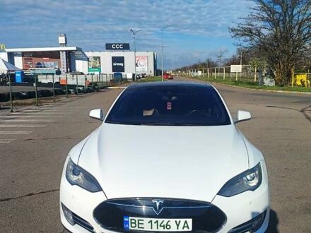 Белый Тесла Модель С, объемом двигателя 0 л и пробегом 210 тыс. км за 14500 $, фото 1 на Automoto.ua
