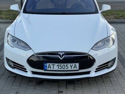Білий Тесла Модель С, об'ємом двигуна 0 л та пробігом 106 тис. км за 15623 $, фото 1 на Automoto.ua