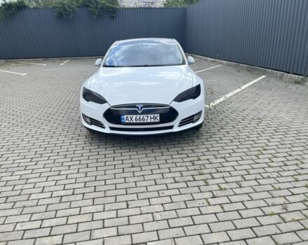 Белый Тесла Модель С, объемом двигателя 0 л и пробегом 116 тыс. км за 15999 $, фото 1 на Automoto.ua