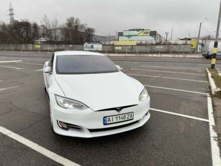 Тесла Модель С 2016 в Киеве на Automoto.ua Белый Тесла Модель С, объемом двигателя 0 л и пробегом 95 тыс. км за 16969 $, фото 1 на Automoto.ua