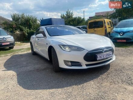 Белый Тесла Модель С, объемом двигателя 0 л и пробегом 280 тыс. км за 15000 $, фото 1 на Automoto.ua