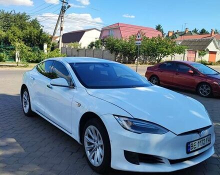 Белый Тесла Модель С, объемом двигателя 0 л и пробегом 198 тыс. км за 15999 $, фото 1 на Automoto.ua