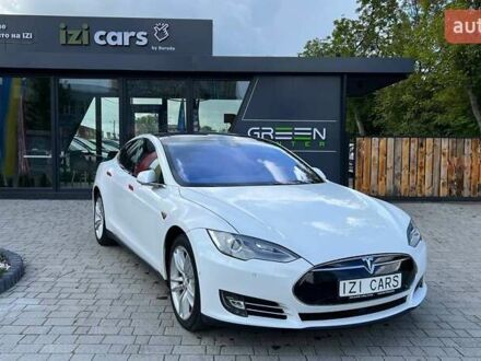 Тесла Модель С 2016 в Львове на Automoto.ua Белый Тесла Модель С, объемом двигателя 0 л и пробегом 143 тыс. км за 15999 $, фото 1 на Automoto.ua
