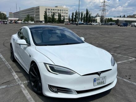 Білий Тесла Модель С, об'ємом двигуна 0 л та пробігом 102 тис. км за 18000 $, фото 1 на Automoto.ua