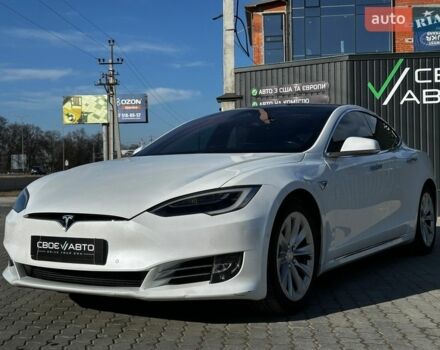 Білий Тесла Модель С, об'ємом двигуна 0 л та пробігом 127 тис. км за 17999 $, фото 1 на Automoto.ua