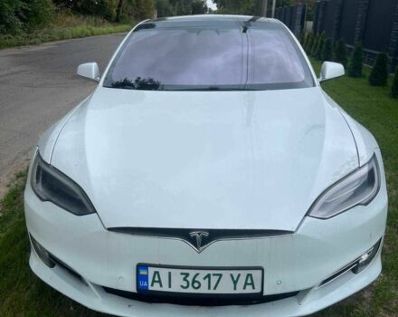Белый Тесла Модель С, объемом двигателя 0 л и пробегом 240 тыс. км за 15500 $, фото 1 на Automoto.ua