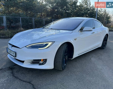 Белый Тесла Модель С, объемом двигателя 0 л и пробегом 171 тыс. км за 16600 $, фото 1 на Automoto.ua
