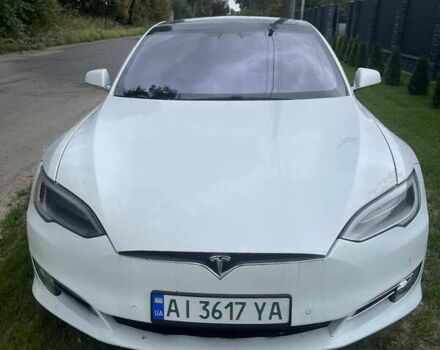 Білий Тесла Модель С, об'ємом двигуна 0 л та пробігом 240 тис. км за 15500 $, фото 1 на Automoto.ua