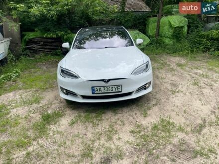 Білий Тесла Модель С, об'ємом двигуна 0 л та пробігом 225 тис. км за 15500 $, фото 1 на Automoto.ua