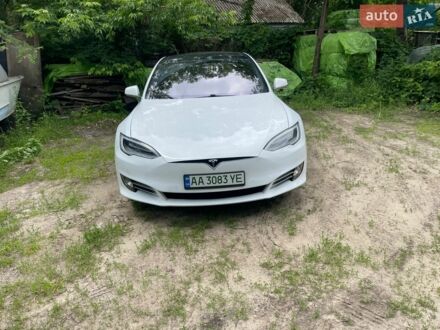 Білий Тесла Модель С, об'ємом двигуна 0 л та пробігом 225 тис. км за 14600 $, фото 1 на Automoto.ua