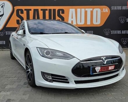 Білий Тесла Модель С, об'ємом двигуна 0 л та пробігом 154 тис. км за 15800 $, фото 1 на Automoto.ua