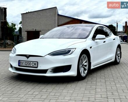 Білий Тесла Модель С, об'ємом двигуна 0 л та пробігом 138 тис. км за 14950 $, фото 1 на Automoto.ua