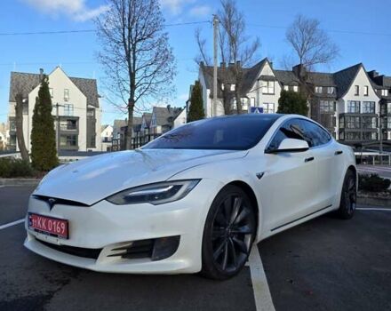 Белый Тесла Модель С, объемом двигателя 0 л и пробегом 445 тыс. км за 14300 $, фото 1 на Automoto.ua