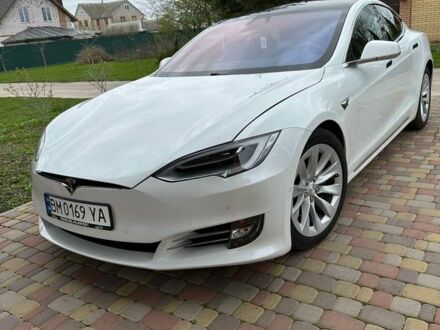 Белый Тесла Модель С, объемом двигателя 0 л и пробегом 93 тыс. км за 17500 $, фото 1 на Automoto.ua