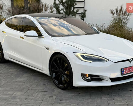 Белый Тесла Модель С, объемом двигателя 0 л и пробегом 192 тыс. км за 17200 $, фото 1 на Automoto.ua