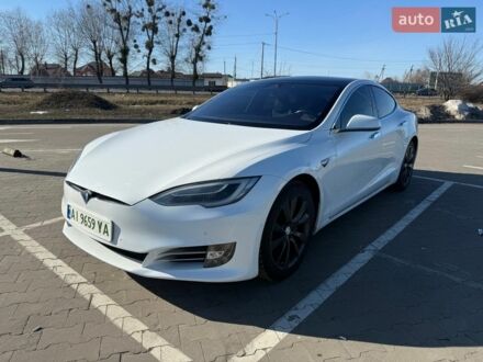 Белый Тесла Модель С, объемом двигателя 0 л и пробегом 100 тыс. км за 25000 $, фото 1 на Automoto.ua