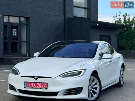 Білий Тесла Модель С, об'ємом двигуна 0 л та пробігом 145 тис. км за 16950 $, фото 1 на Automoto.ua