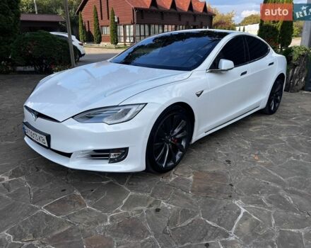 Белый Тесла Модель С, объемом двигателя 0 л и пробегом 168 тыс. км за 22500 $, фото 1 на Automoto.ua