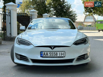 Тесла Модель С 2017 в Каменце-Подольском на Automoto.ua Белый Тесла Модель С, объемом двигателя 0 л и пробегом 152 тыс. км за 28200 $, фото 1 на Automoto.ua