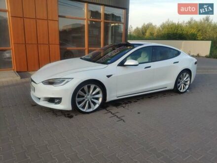 Тесла Модель С 2017 в Хмельницком на Automoto.ua Белый Тесла Модель С, объемом двигателя 0 л и пробегом 81 тыс. км за 32900 $, фото 1 на Automoto.ua