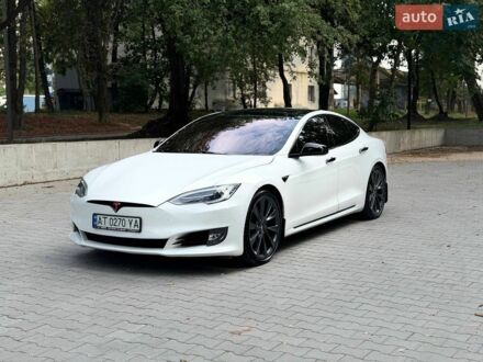 Белый Тесла Модель С, объемом двигателя 0 л и пробегом 175 тыс. км за 19200 $, фото 1 на Automoto.ua