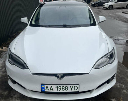 Білий Тесла Модель С, об'ємом двигуна 0 л та пробігом 184 тис. км за 17000 $, фото 1 на Automoto.ua