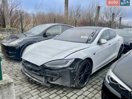 Білий Тесла Модель С, об'ємом двигуна 0 л та пробігом 103 тис. км за 14799 $, фото 1 на Automoto.ua