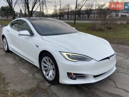 Білий Тесла Модель С, об'ємом двигуна 0 л та пробігом 69 тис. км за 22300 $, фото 1 на Automoto.ua