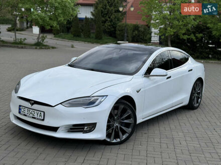 Тесла Модель С 2018 в Черновцах на Automoto.ua Белый Тесла Модель С, объемом двигателя 0 л и пробегом 185 тыс. км за 21500 $, фото 1 на Automoto.ua