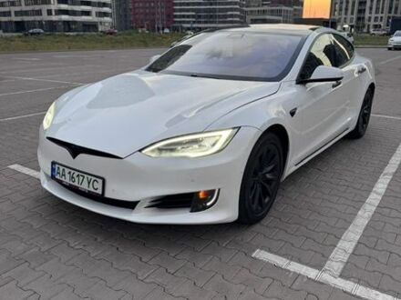 Белый Тесла Модель С, объемом двигателя 0 л и пробегом 172 тыс. км за 21000 $, фото 1 на Automoto.ua