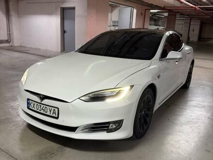 Білий Тесла Модель С, об'ємом двигуна 0 л та пробігом 113 тис. км за 17200 $, фото 1 на Automoto.ua