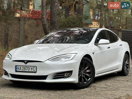 Тесла Модель С 2019 у Києві на Automoto.ua Білий Тесла Модель С, об'ємом двигуна 0 л та пробігом 139 тис. км за 27900 $, фото 1 на Automoto.ua