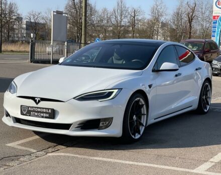 Білий Тесла Модель С, об'ємом двигуна 0 л та пробігом 45 тис. км за 76096 $, фото 1 на Automoto.ua