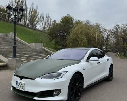 Белый Тесла Модель С, объемом двигателя 0 л и пробегом 219 тыс. км за 24900 $, фото 1 на Automoto.ua