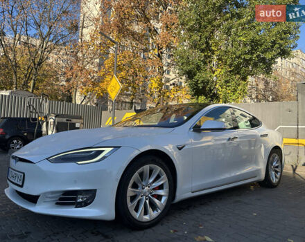 Белый Тесла Модель С, объемом двигателя 0 л и пробегом 85 тыс. км за 29500 $, фото 1 на Automoto.ua