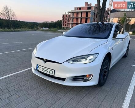 Білий Тесла Модель С, об'ємом двигуна 0 л та пробігом 171 тис. км за 17900 $, фото 1 на Automoto.ua