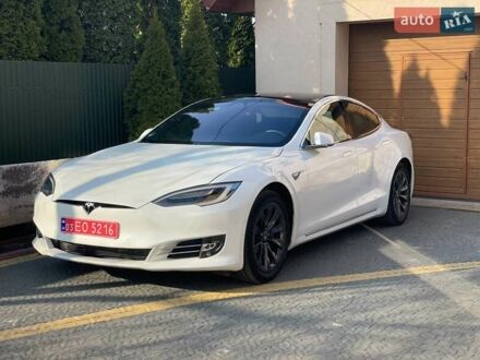 Тесла Модель С 2019 в Ковель на Automoto.ua Белый Тесла Модель С, объемом двигателя 0 л и пробегом 135 тыс. км за 28300 $, фото 1 на Automoto.ua