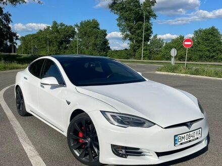 Білий Тесла Модель С, об'ємом двигуна 0 л та пробігом 52 тис. км за 35500 $, фото 1 на Automoto.ua