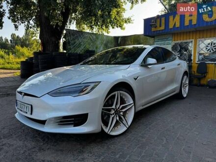 Тесла Модель С 2020 у Києві на Automoto.ua Білий Тесла Модель С, об'ємом двигуна 0 л та пробігом 91 тис. км за 30000 $, фото 1 на Automoto.ua