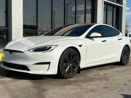 Белый Тесла Модель С, объемом двигателя 0 л и пробегом 19 тыс. км за 12500 $, фото 1 на Automoto.ua