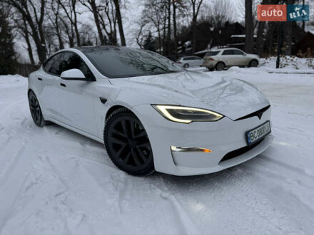 Белый Тесла Модель С, объемом двигателя 0 л и пробегом 58 тыс. км за 35600 $, фото 1 на Automoto.ua