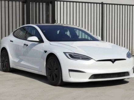 Тесла Модель С 2021 у Львові на Automoto.ua Білий Тесла Модель С, об'ємом двигуна 0 л та пробігом 29 тис. км за 18500 $, фото 1 на Automoto.ua