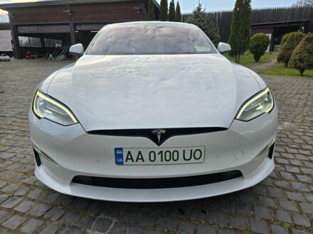 Білий Тесла Модель С, об'ємом двигуна 0 л та пробігом 97 тис. км за 40000 $, фото 1 на Automoto.ua