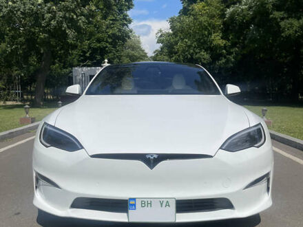 Белый Тесла Модель С, объемом двигателя 0 л и пробегом 40 тыс. км за 40000 $, фото 1 на Automoto.ua
