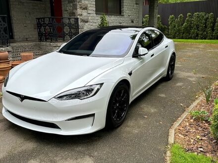 Тесла Модель С 2022 у Києві на Automoto.ua Білий Тесла Модель С, об'ємом двигуна 0.5 л та пробігом 33 тис. км за 48000 $, фото 1 на Automoto.ua