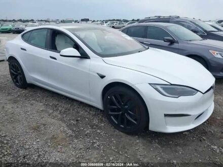Тесла Модель С 2022 в Харькове на Automoto.ua Белый Тесла Модель С, объемом двигателя 1 л и пробегом 1 тыс. км за 10000 $, фото 1 на Automoto.ua