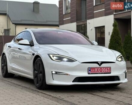 Белый Тесла Модель С, объемом двигателя 0 л и пробегом 68 тыс. км за 42000 $, фото 1 на Automoto.ua