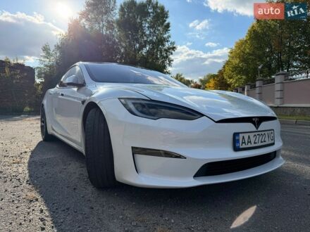Белый Тесла Модель С, объемом двигателя 0 л и пробегом 47 тыс. км за 40700 $, фото 1 на Automoto.ua
