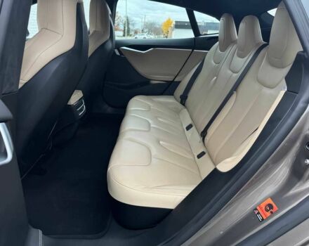 Бежевый Тесла Модель С, объемом двигателя 0 л и пробегом 80 тыс. км за 7600 $, фото 11 на Automoto.ua