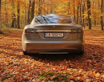 Бежевый Тесла Модель С, объемом двигателя 0 л и пробегом 170 тыс. км за 15300 $, фото 2 на Automoto.ua